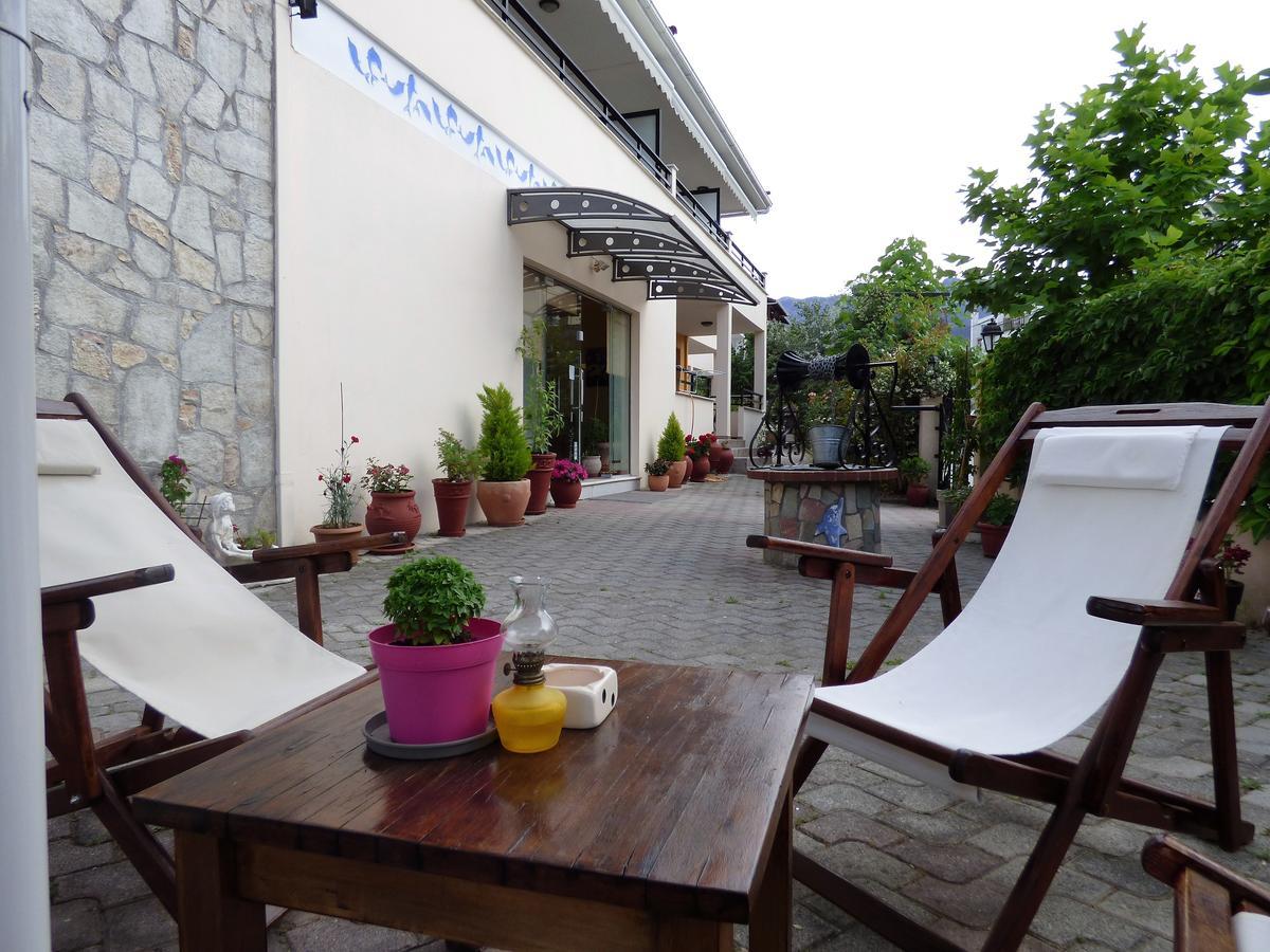 Dolphins Apartments & Rooms Limenas (Thasos) Exterior foto