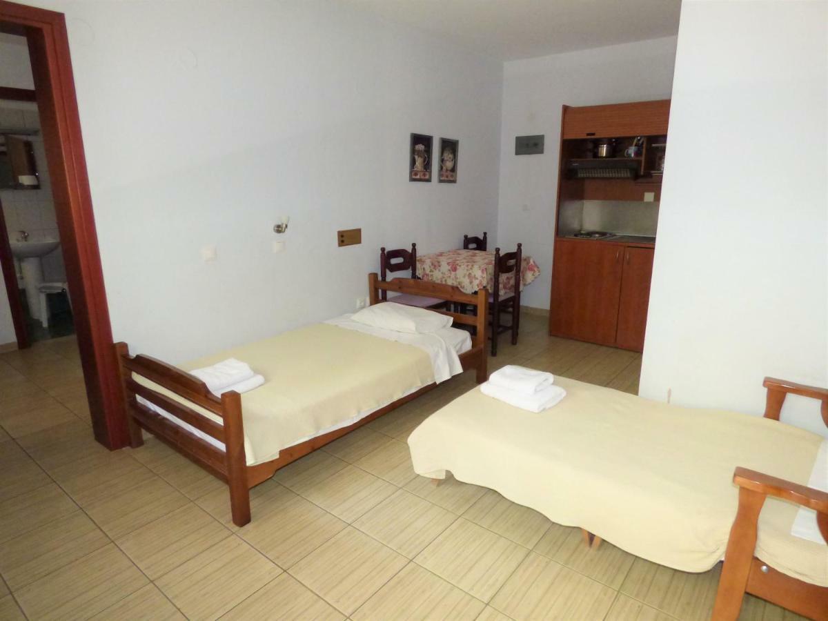 Dolphins Apartments & Rooms Limenas (Thasos) Exterior foto