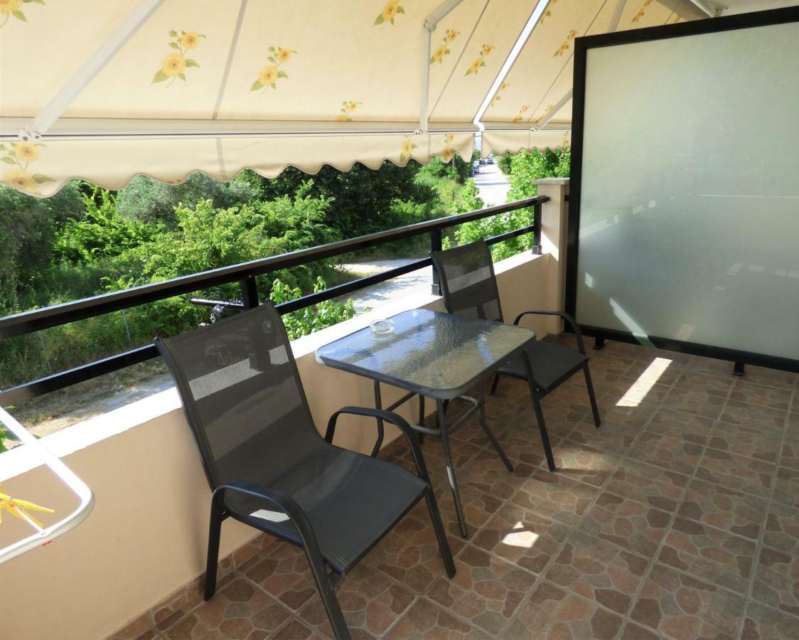 Dolphins Apartments & Rooms Limenas (Thasos) Exterior foto